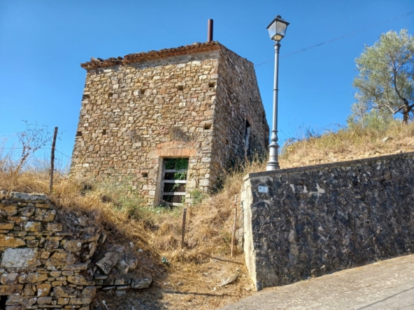 Casale antico a Finocchito di Ogliastro Cilento