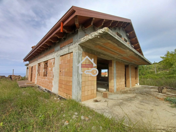Grezzo ad Agropoli, Via De Curtis 39