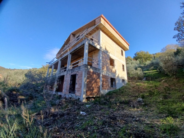 Immobile grezzo ad Agropoli, Via Moravia