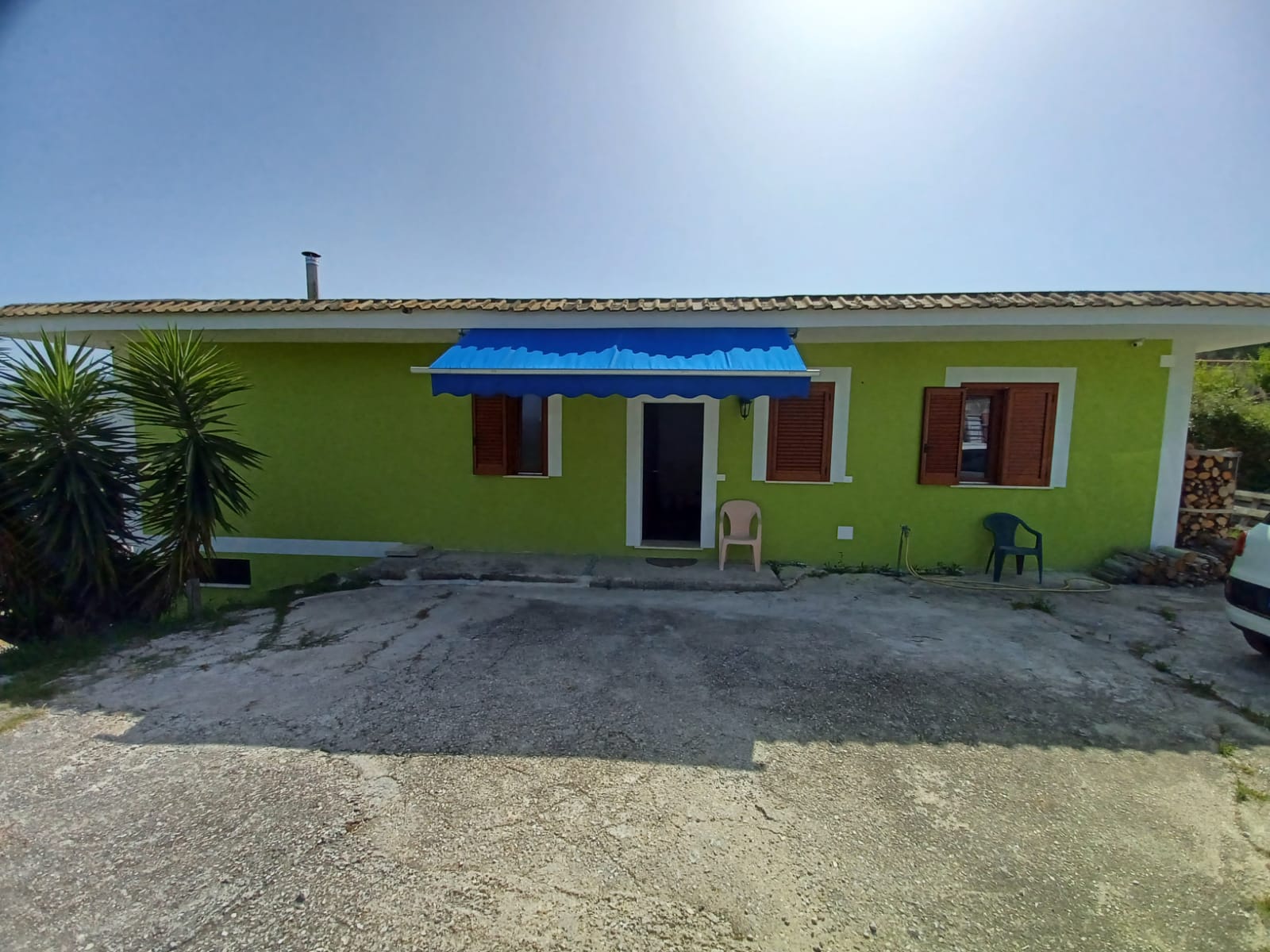 Villa ad Agropoli, Via Ludovico Ariosto