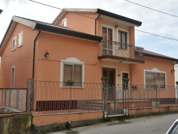 Villa a Magliano Vetere Corso Umberto I