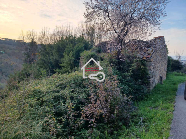 Terreno con rudere ad Agropoli in Contrada Gelso