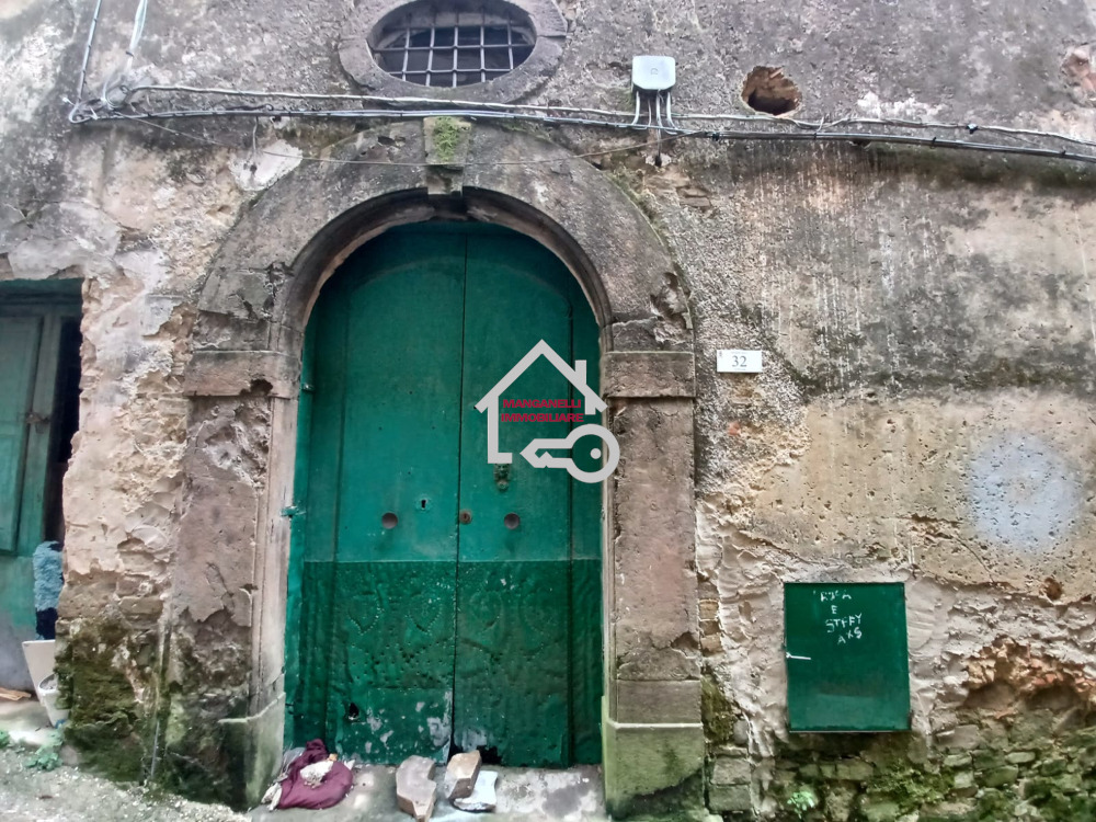 Palazzo storico in pieno centro a Cicerale