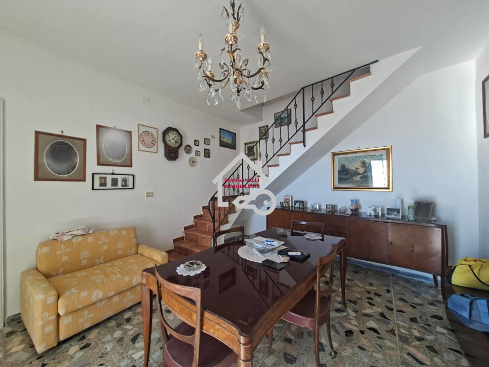 Casale tipico unifamiliare a San Mauro Cilento